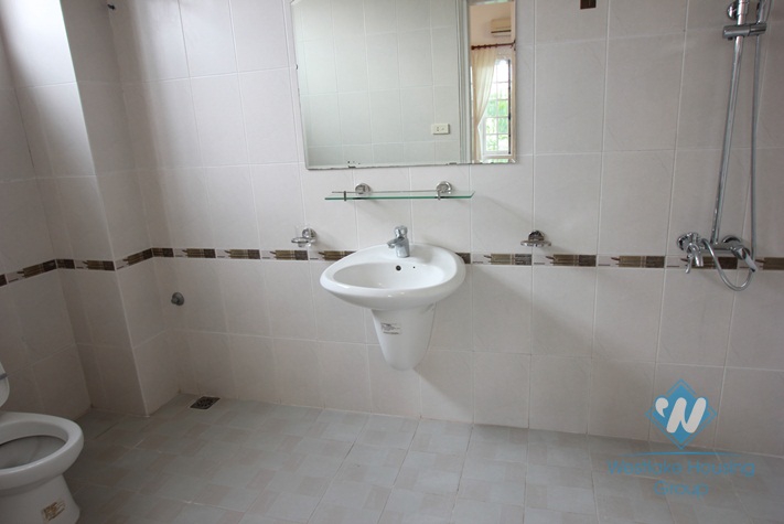 Beautiful house with nice garden for lease in Au co st, Tay Ho District